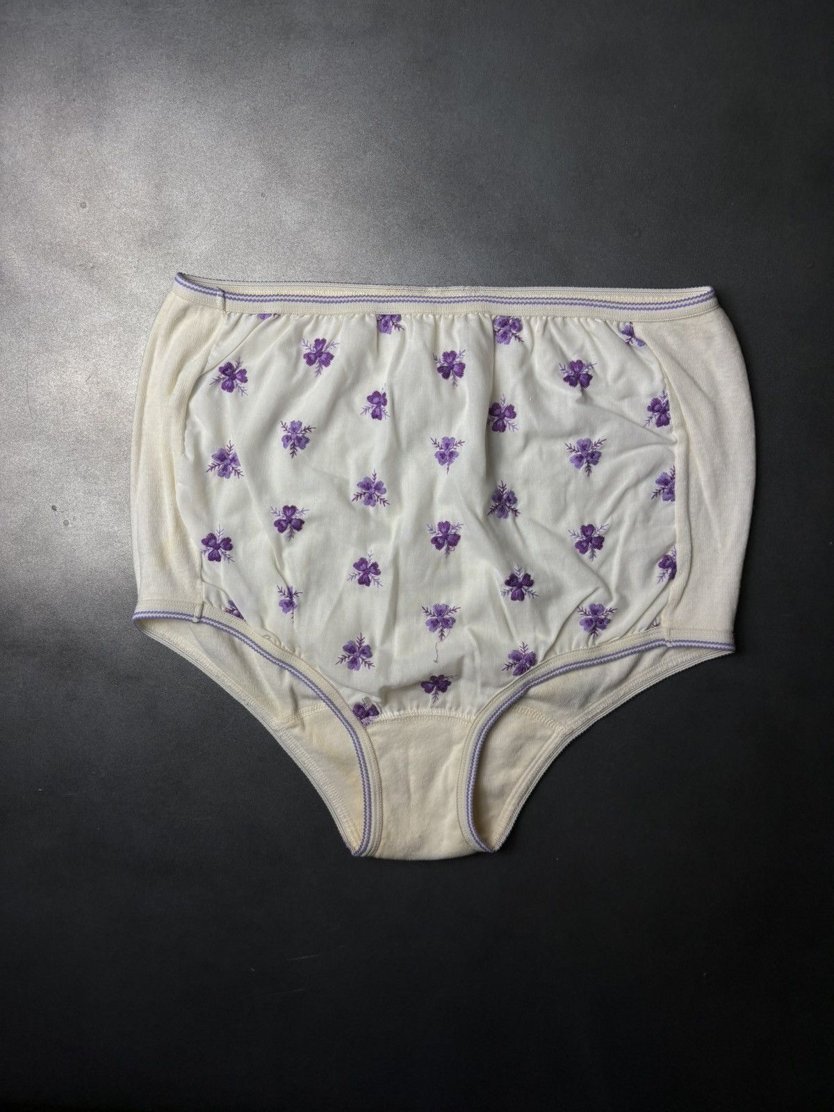 Marks & Spencer × Vintage 3 Pairs 1970s Underwear Vintage Embroidered Floral Panties Size ONE SIZE - 4 Thumbnail