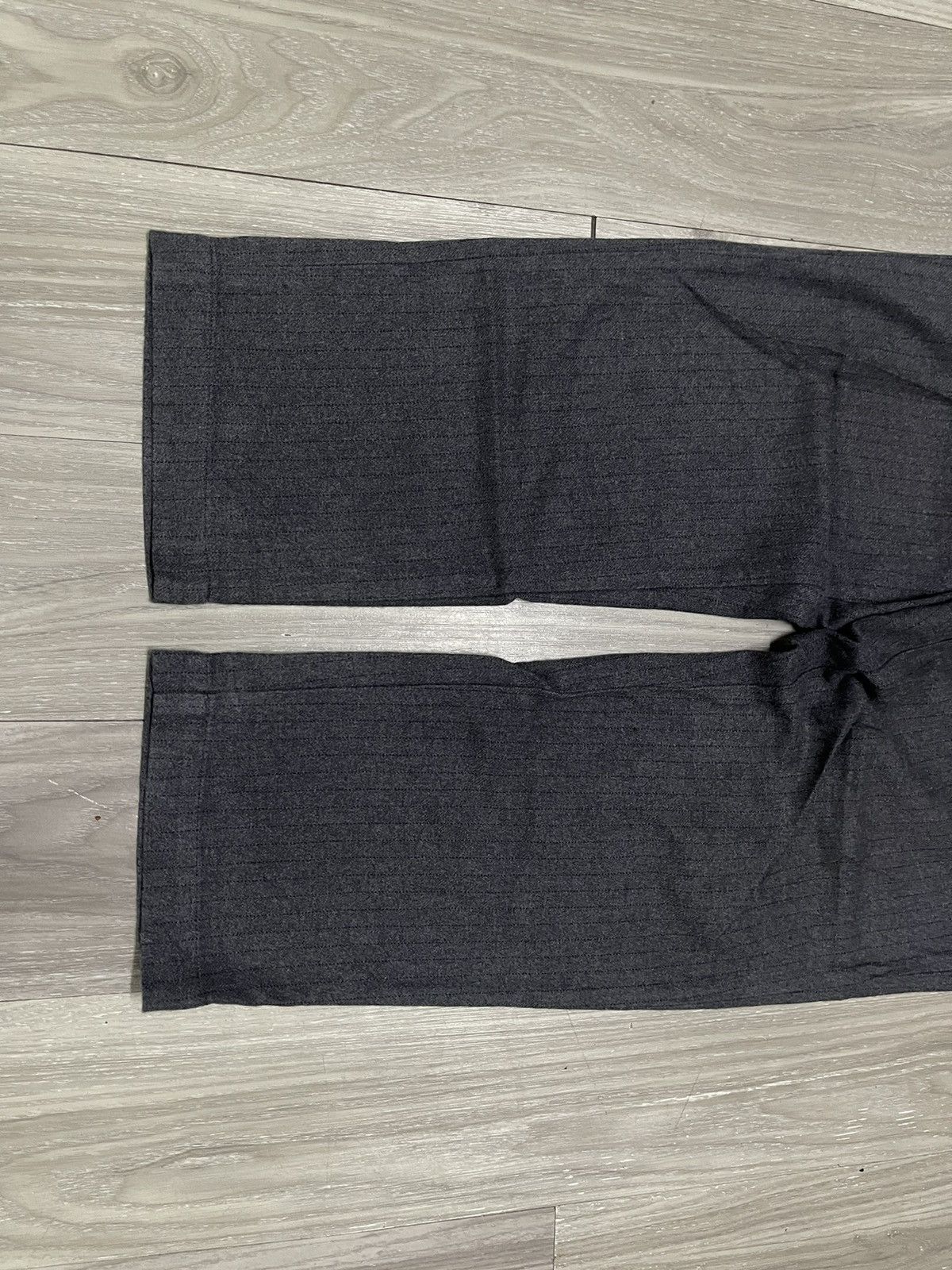 JW Anderson × Uniqlo Uniqlo x JW Anderson Tapared Pants Size US 30 / EU 46 - 3 Thumbnail