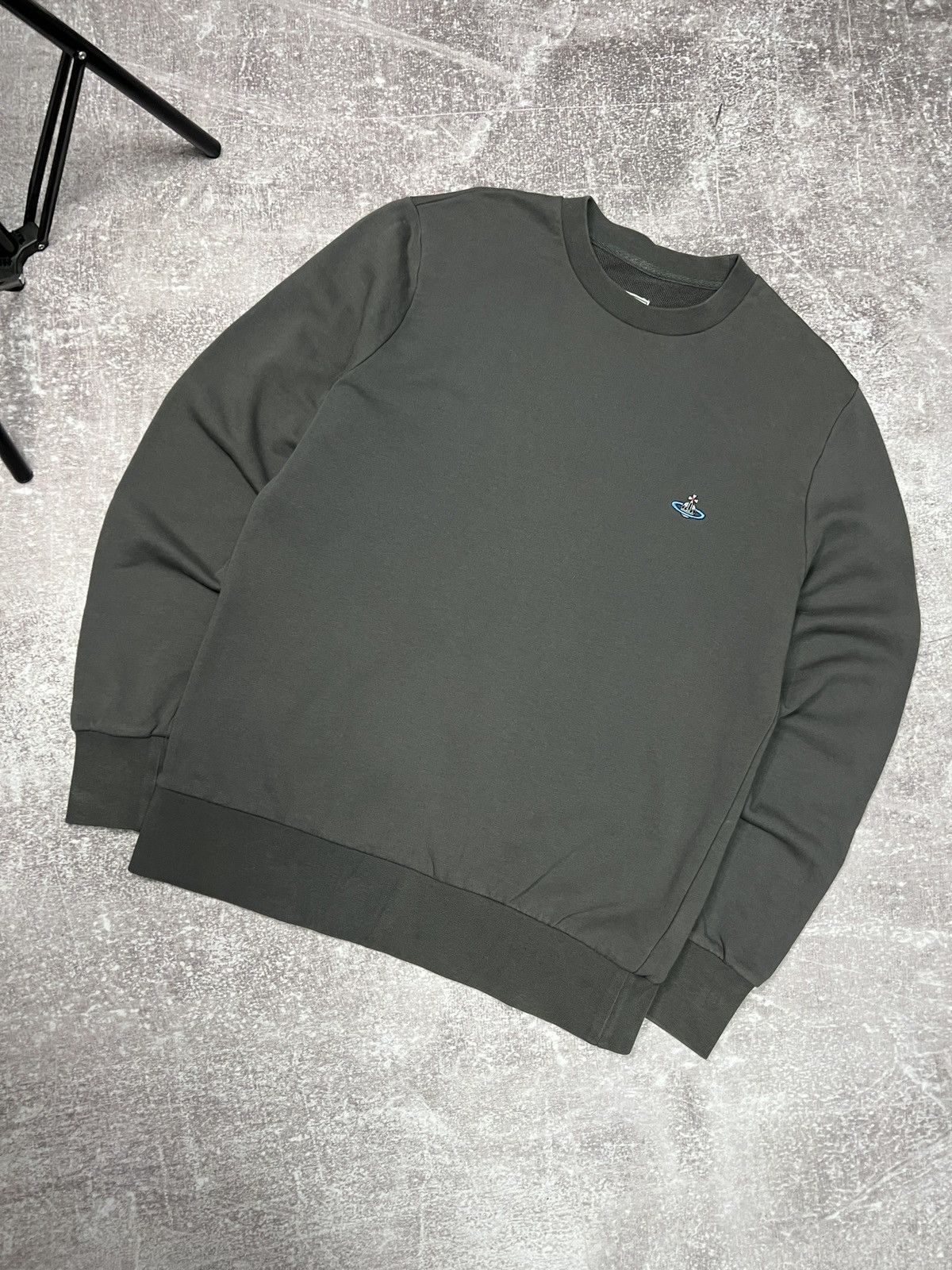 Vintage Vivienne Westwood Sweatshirt Orb Logo Basic Pullover