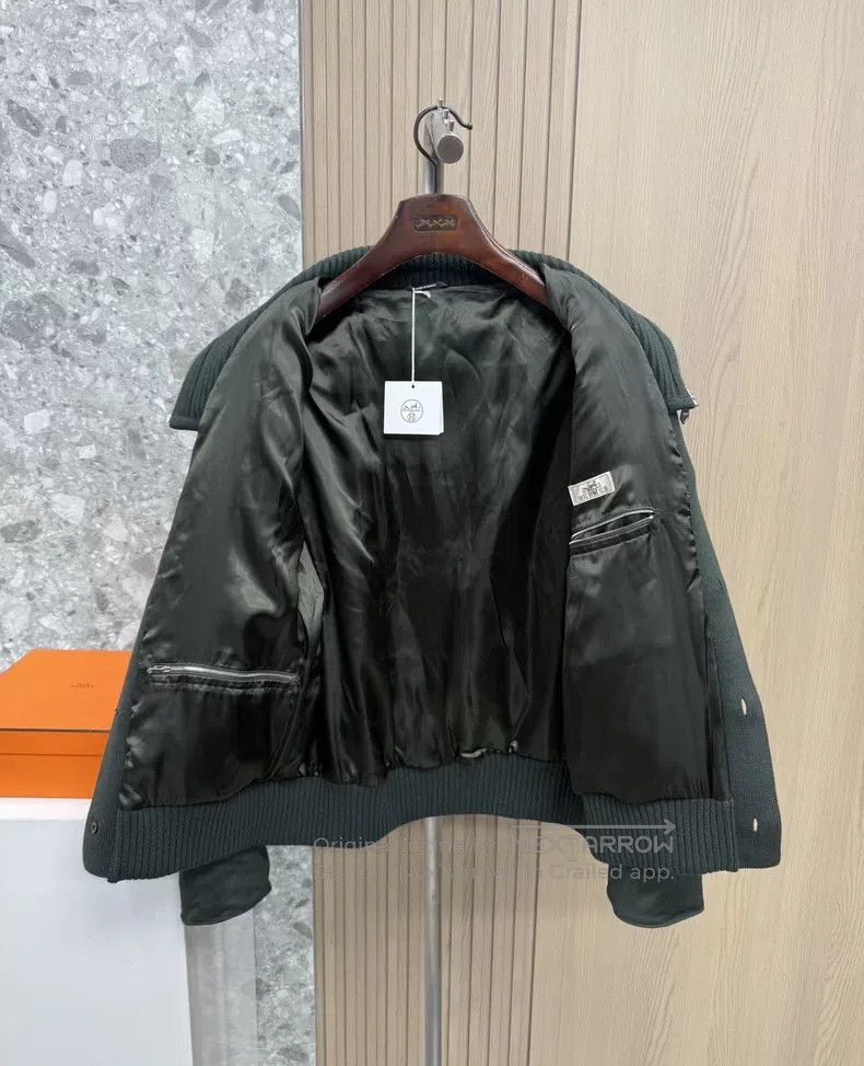 Hermes Hermes Knitted collar cashmere down jacket, 100% cashmere, Size US M / EU 48-50 / 2 - 6 Thumbnail