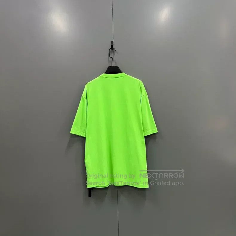 Balenciaga Balenciaga Green Multilingual Language Printed Short Sleev Size US XS / EU 42 / 0 - 3 Thumbnail