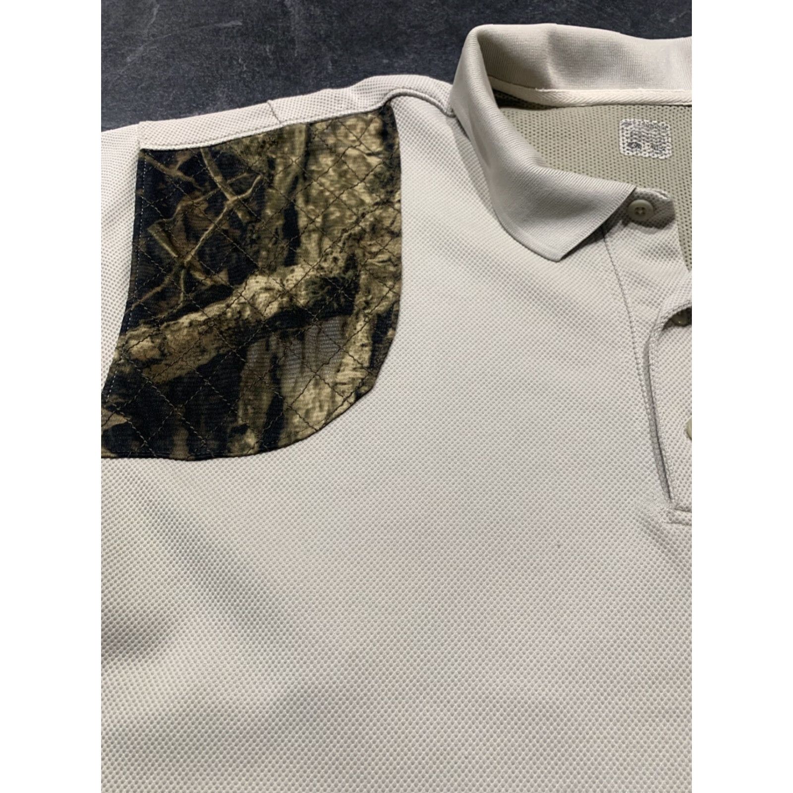 Vintage Columbia Men's Polo Shirt XL Beige Short Sleeve Camouflage Breathable Casual Outdoor Size US XL / EU 56 / 4 - 6 Thumbnail