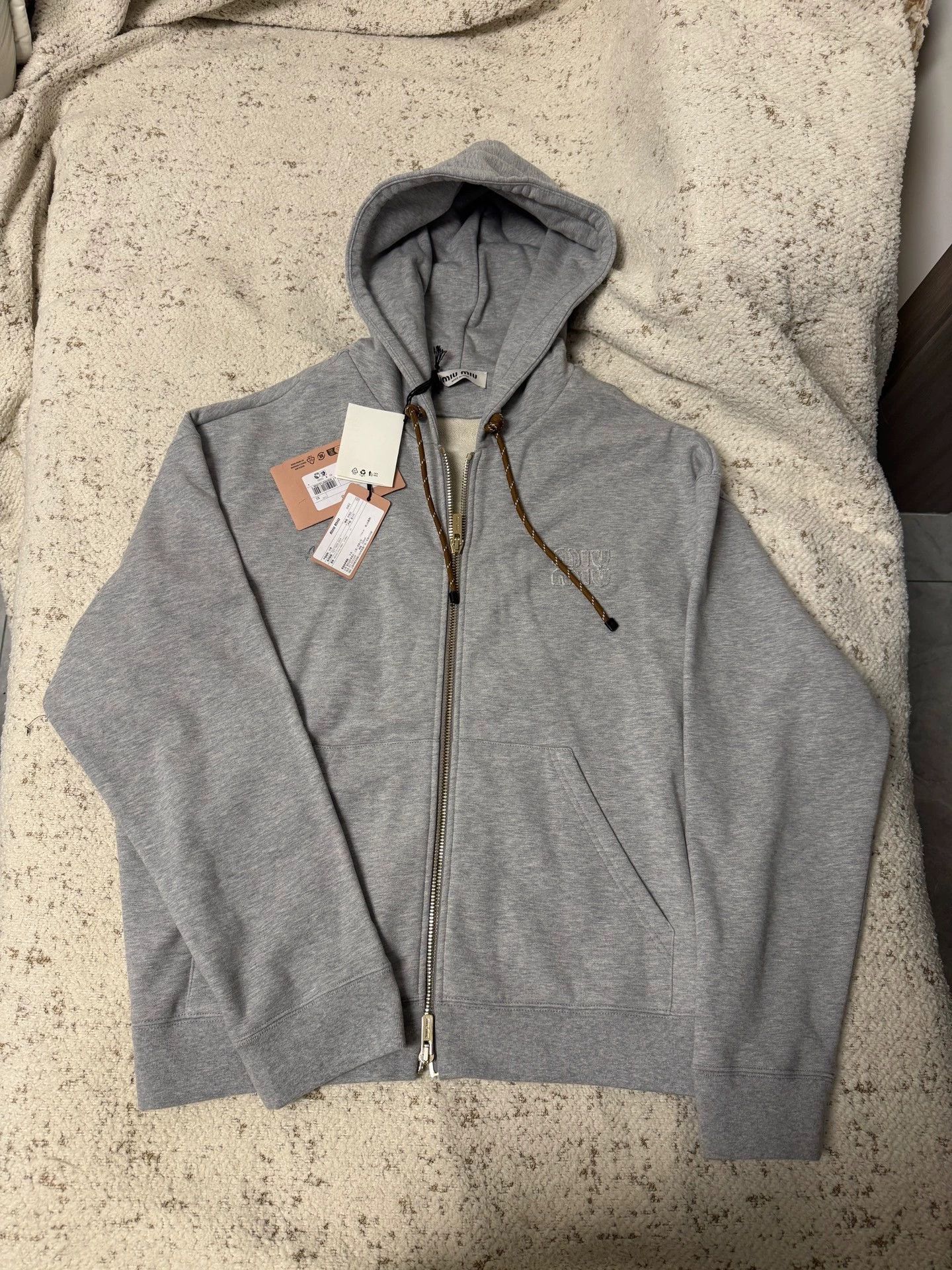 Miu Miu MIU MIU Gray Sweatshirt XS & Shorts 38 Set New Size XS / US 0-2 / IT 36-38 - 1 Thumbnail