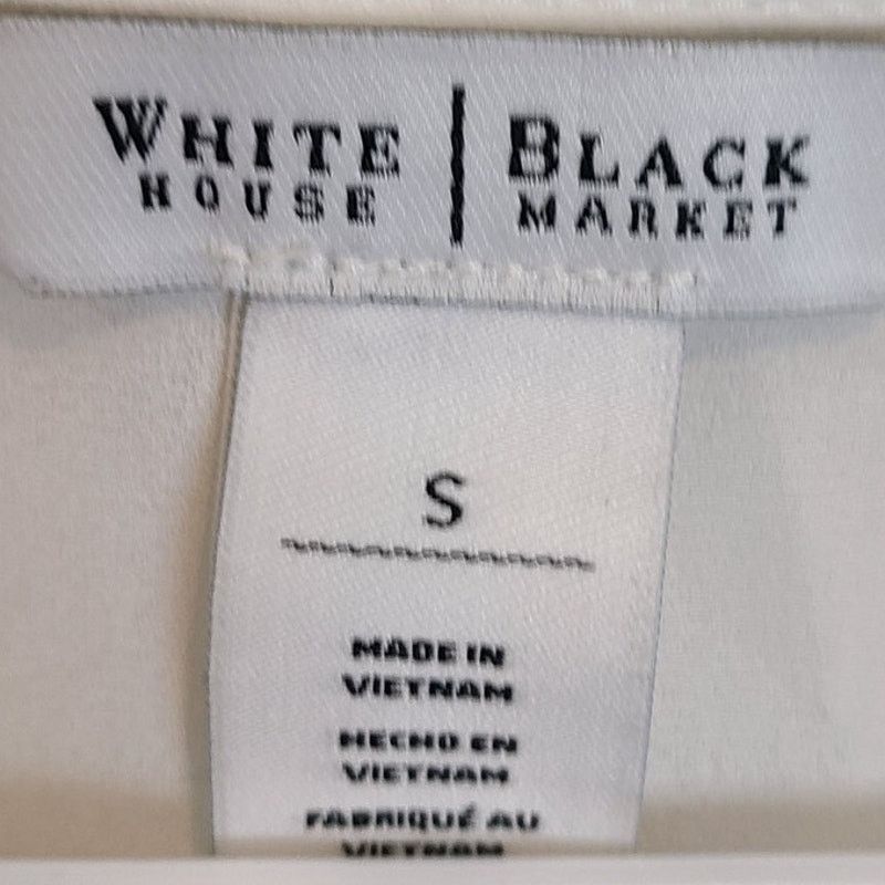 White House Black Market White House Black Market Sheer Ruffle V-Neck Top Sz S Career Size S / US 4 / IT 40 - 6 Thumbnail