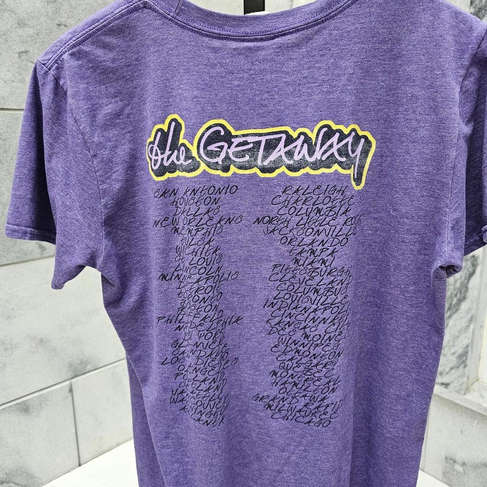 Gildan Red Hot Chili Peppers The Getaway Band T-Shirt Size US M / EU 48-50 / 2 - 8 Thumbnail