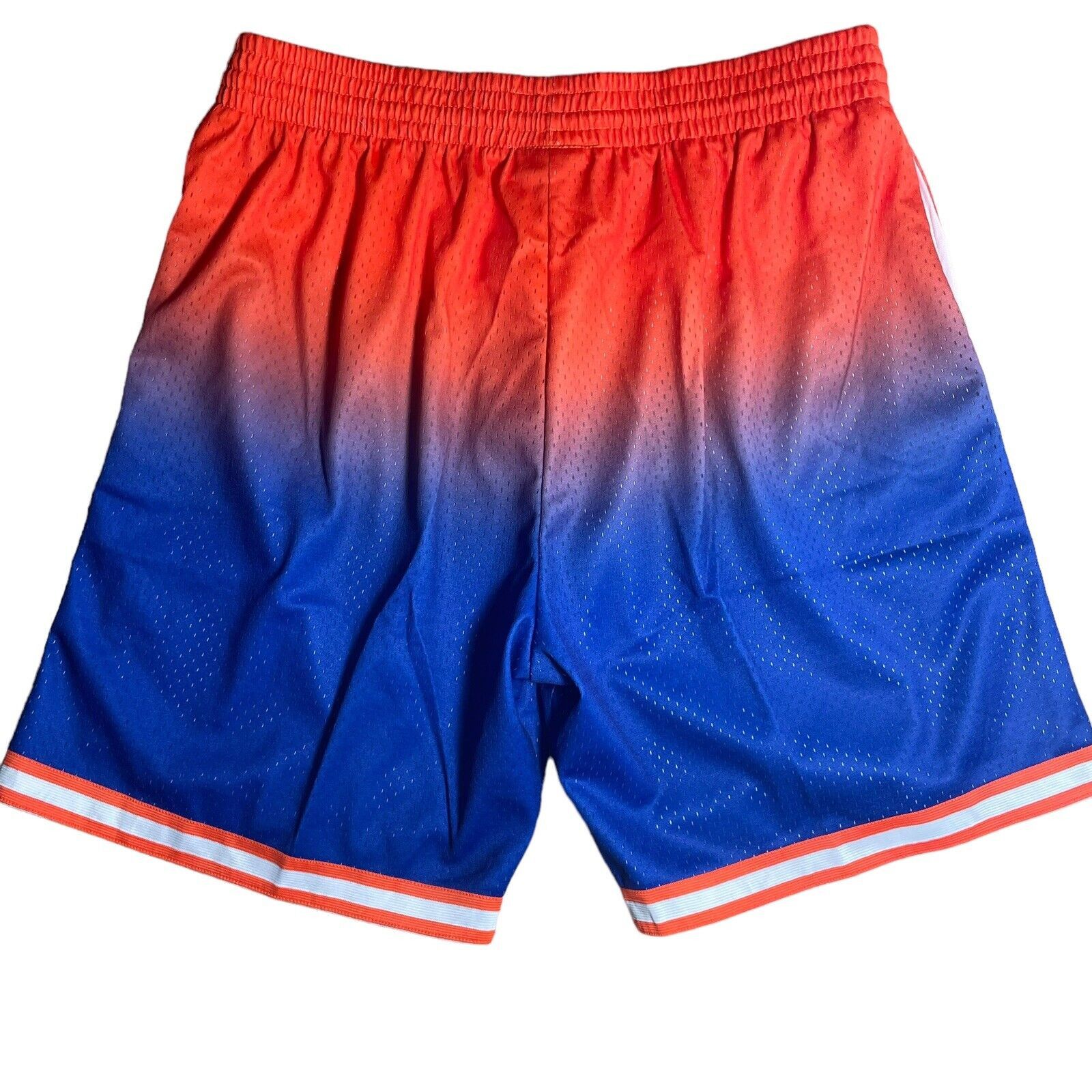 Mitchell & Ness Medium Mitchell & Ness New York Knicks Fadeaway Shorts Size US 32 / EU 48 - 4 Thumbnail