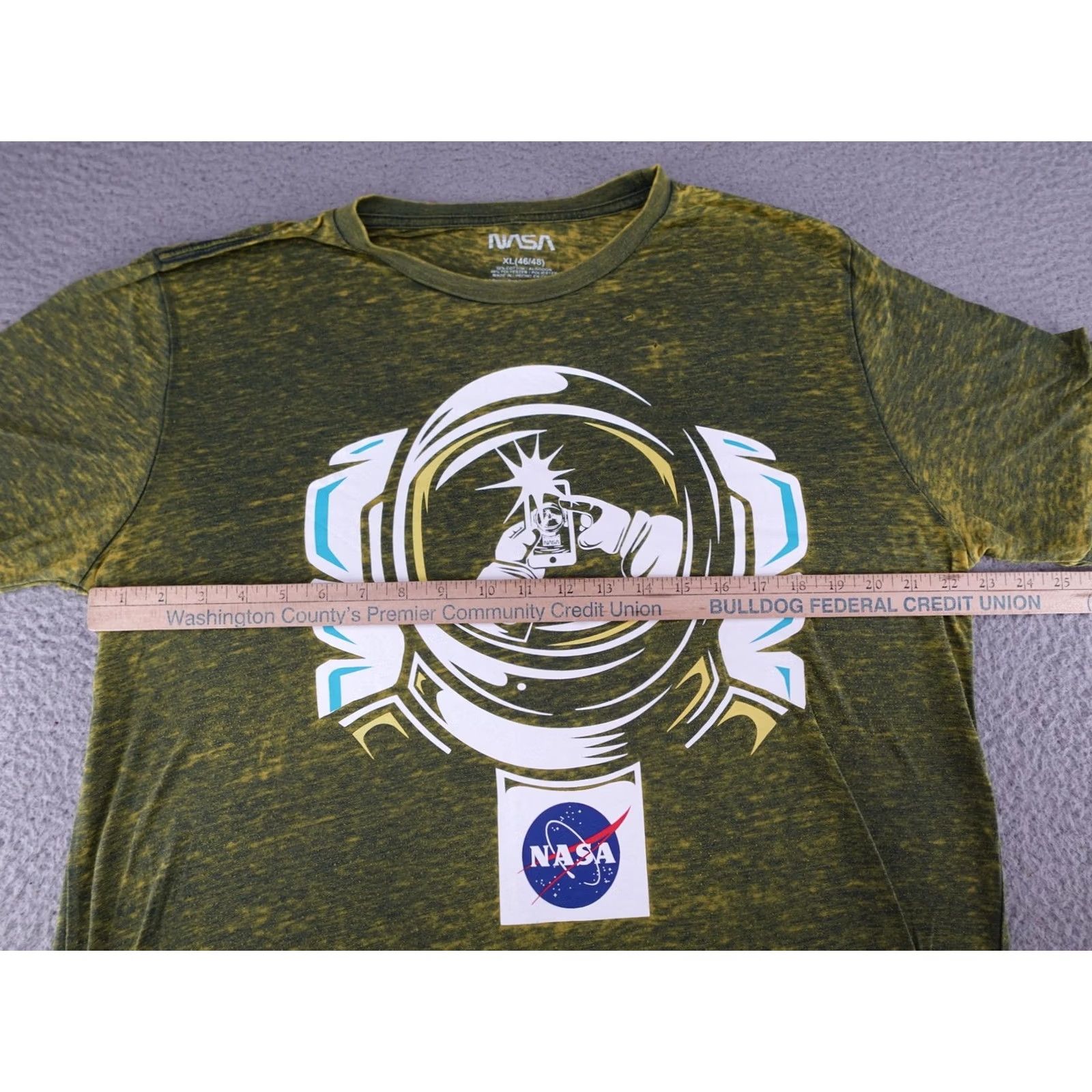 Mad Engine NASA Shirt Mens XL Green Astronaut Space Graphic Tee Mad Engine Size US XL / EU 56 / 4 - 5 Thumbnail