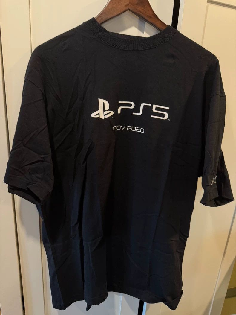 Balenciaga Balenciaga x PlayStation Short Sleeve T-Shirt - dmc Size US XS / EU 42 / 0 - 1 Thumbnail