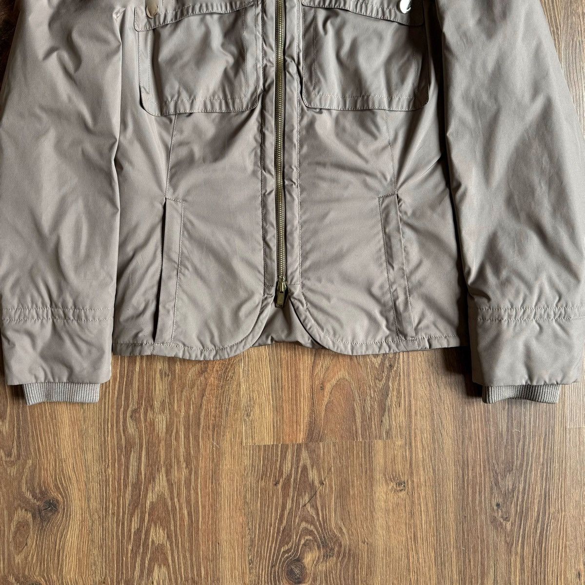 Gucci Authentic Gucci Winter Jacket Fox Fur Collar Size:42 Size M / US 6-8 / IT 42-44 - 3 Thumbnail