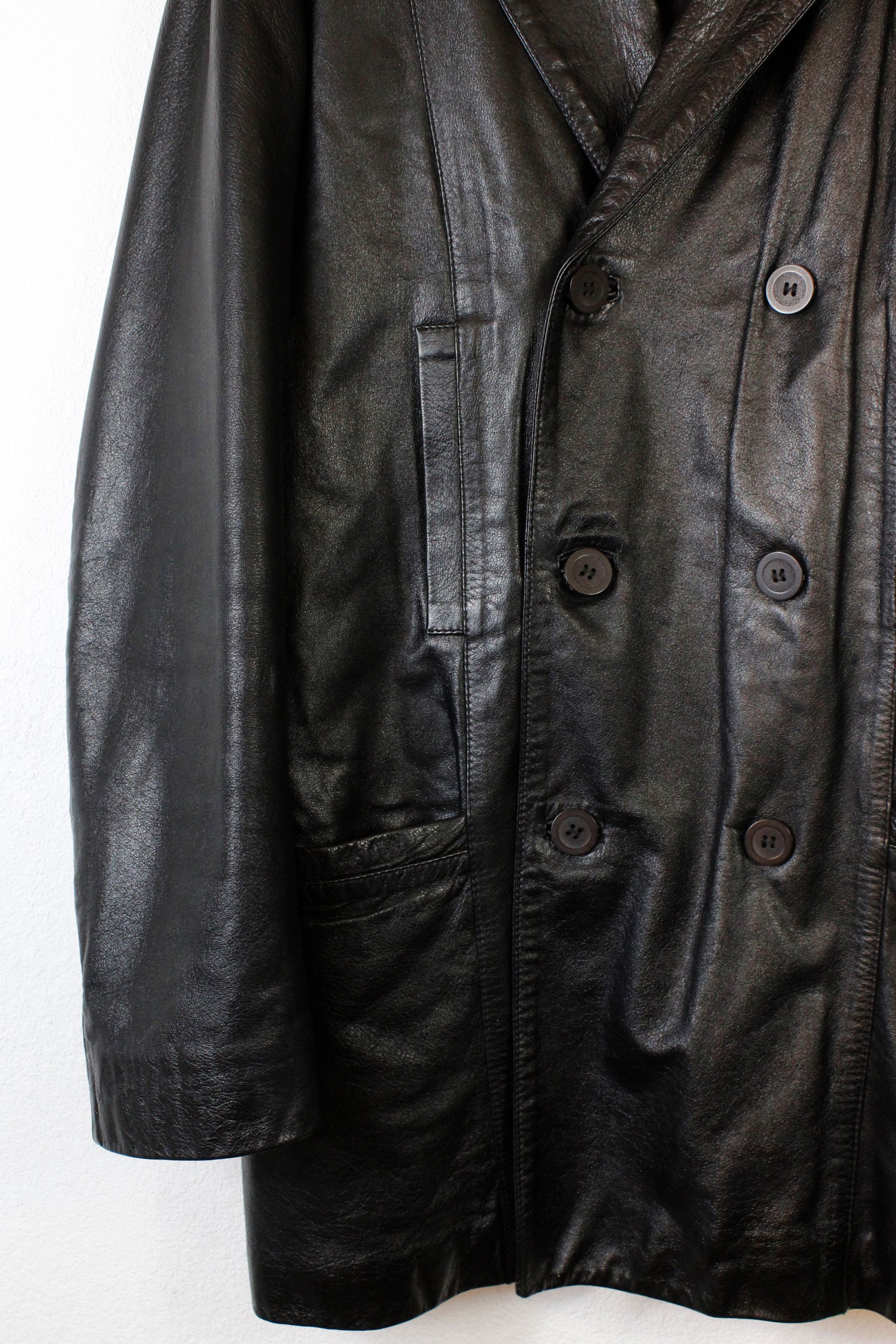 Versace Jeans Couture Vintage Versus Versace Black Double Breasted Leather Coat 52 Size US L / EU 52-54 / 3 - 3 Thumbnail