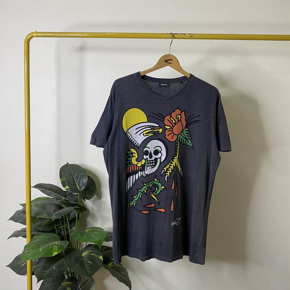 Diesel Vintage Y2K Diesel Skulls Pop Art Graphic Tee Size US L / EU 52-54 / 3 - 1 Thumbnail