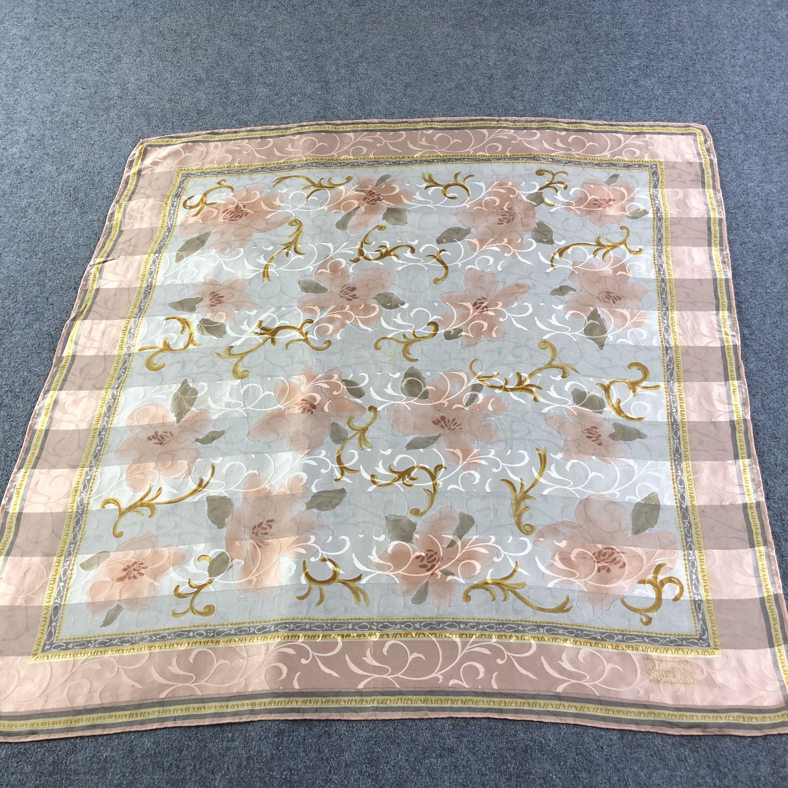 Vintage Vintage Luciano Soprani Slit Thread Silk Scarf M692 Size ONE SIZE - 1 Thumbnail
