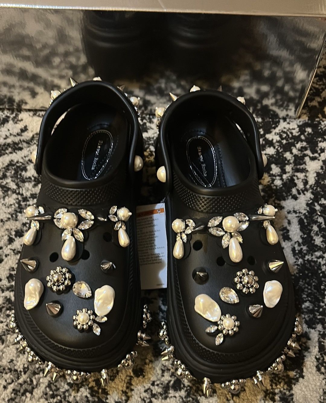 Crocs × Simone Rocha SIMONE ROCHA X CROCS Embellished Stomp Clogs black Size US 10 / IT 40 - 2 Thumbnail