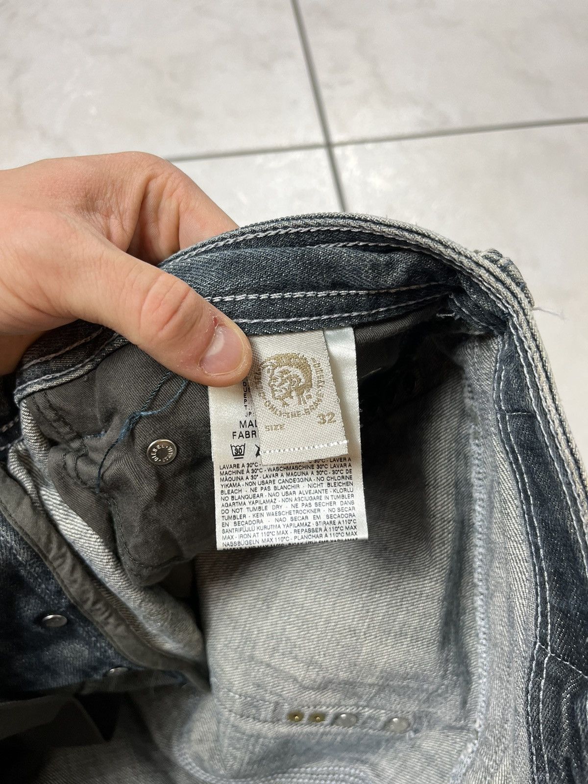 Diesel × Vintage Vintage rare Diesel timmen distressed y2k jeans pants washed Size US 32 / EU 48 - 21 Thumbnail