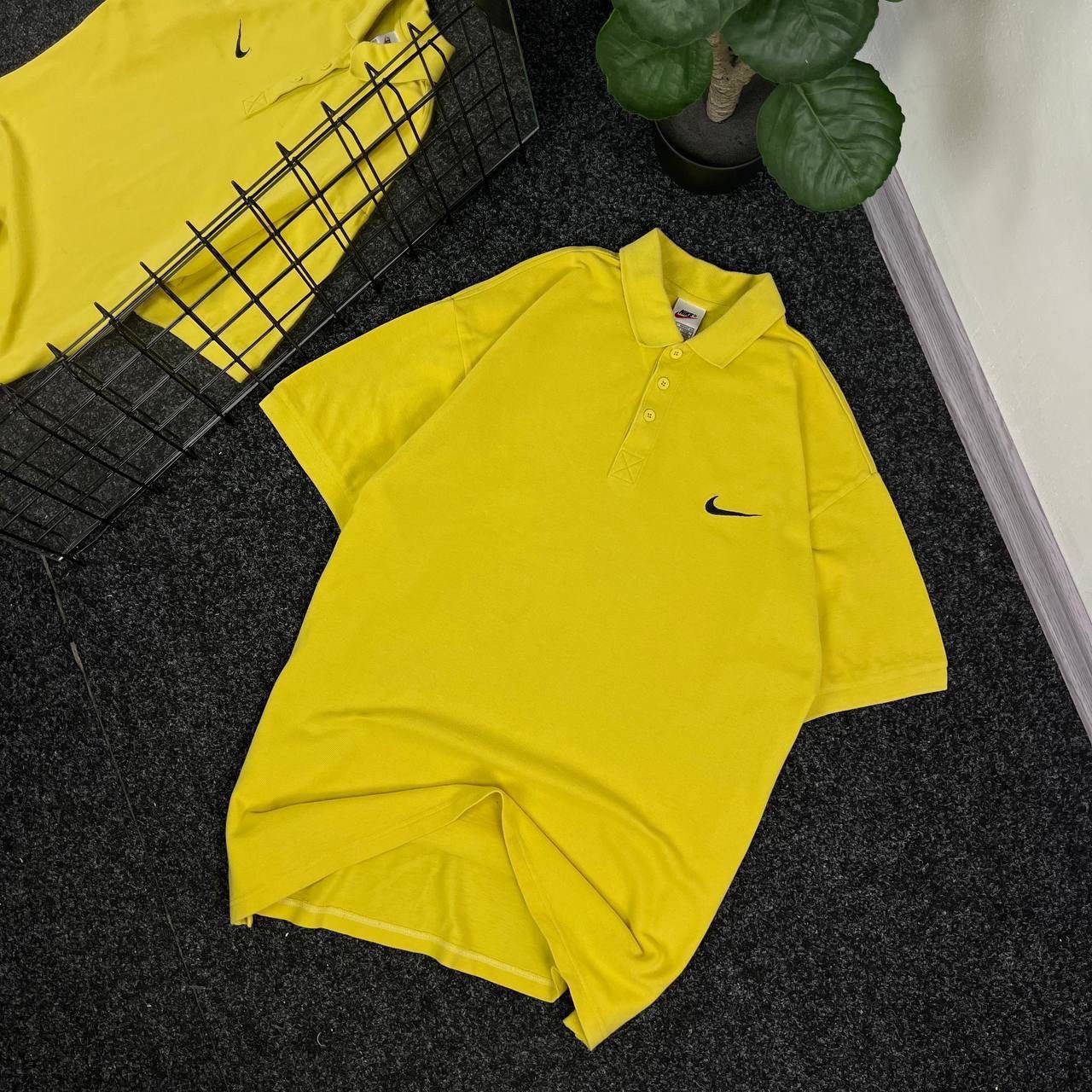 Nike Nike Polo Vintage Yellow Mini Swoosh Black Logo 90s Style Size US L / EU 52-54 / 3 - 1 Thumbnail