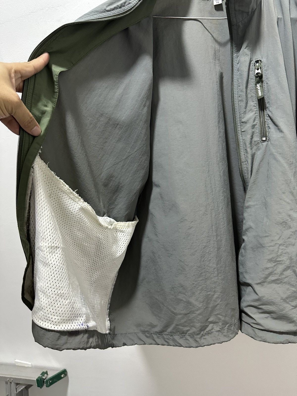 Supreme Vintage 1994 Supreme Windbreaker Jacket Design Rare USA Size US XL / EU 56 / 4 - 11 Thumbnail