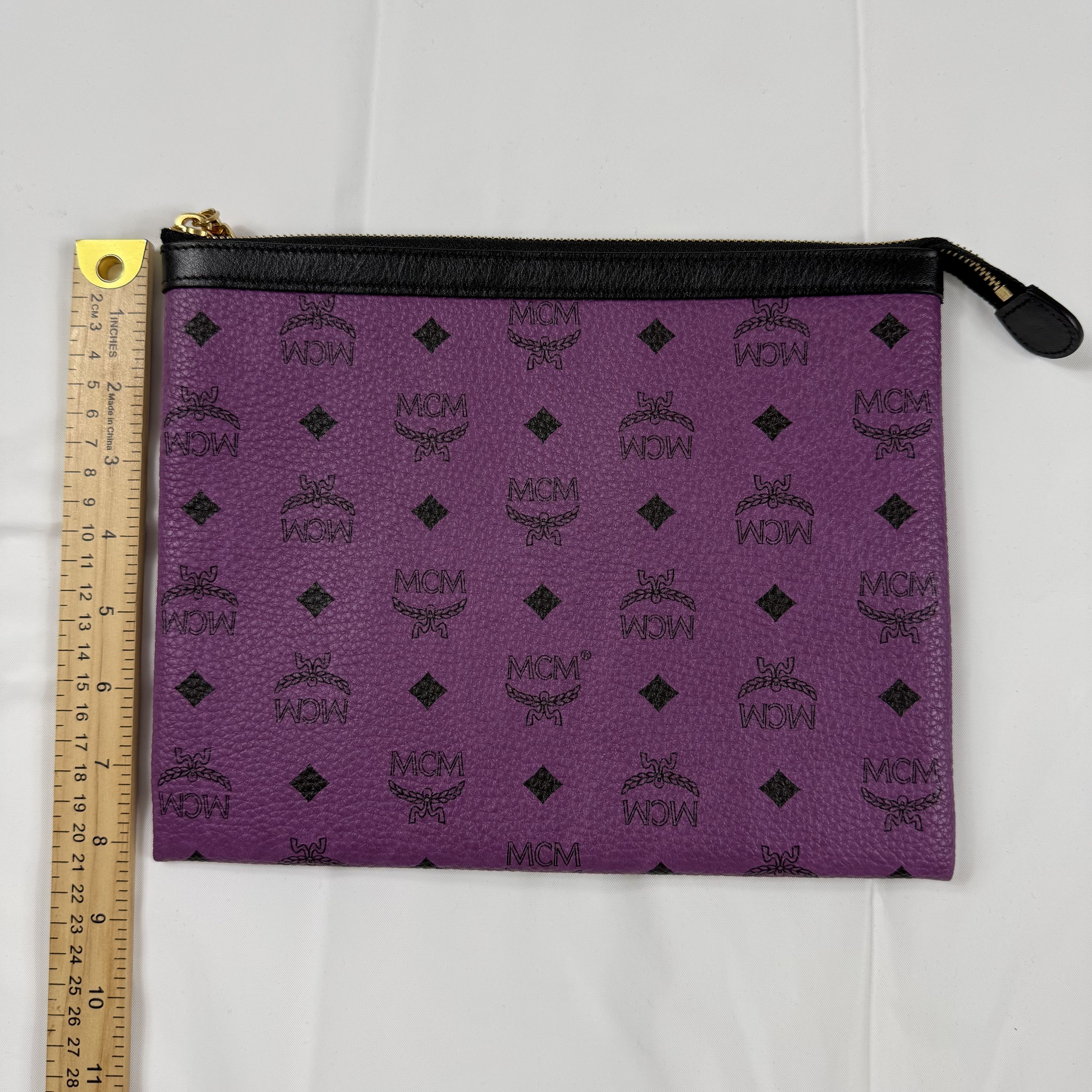 MCM MCM Purple Visetos Monogram Coated Canvas Pouch Leather Size ONE SIZE - 10 Thumbnail