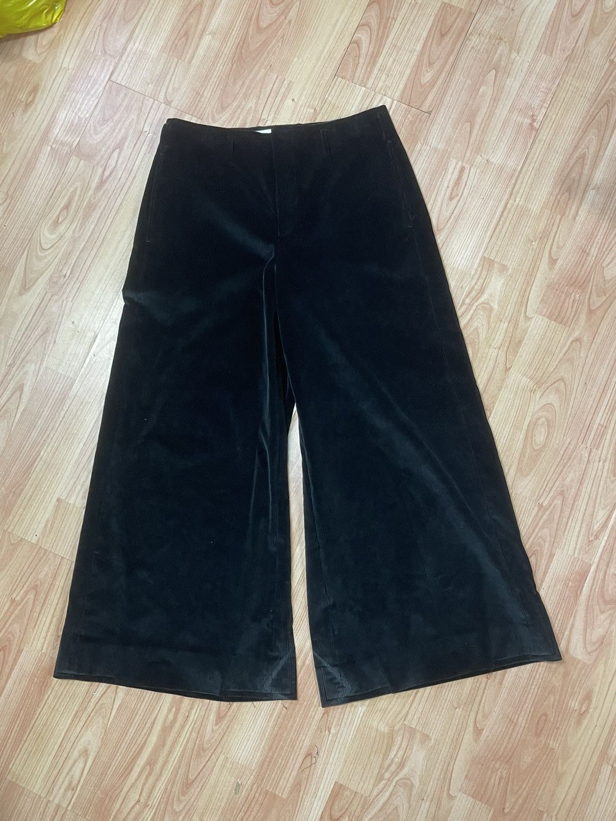 Comme des Garcons Homme Plus Cdg comme des garcons homme wide cord pants black pj-poo5 Size US 32 / EU 48 - 1 Thumbnail