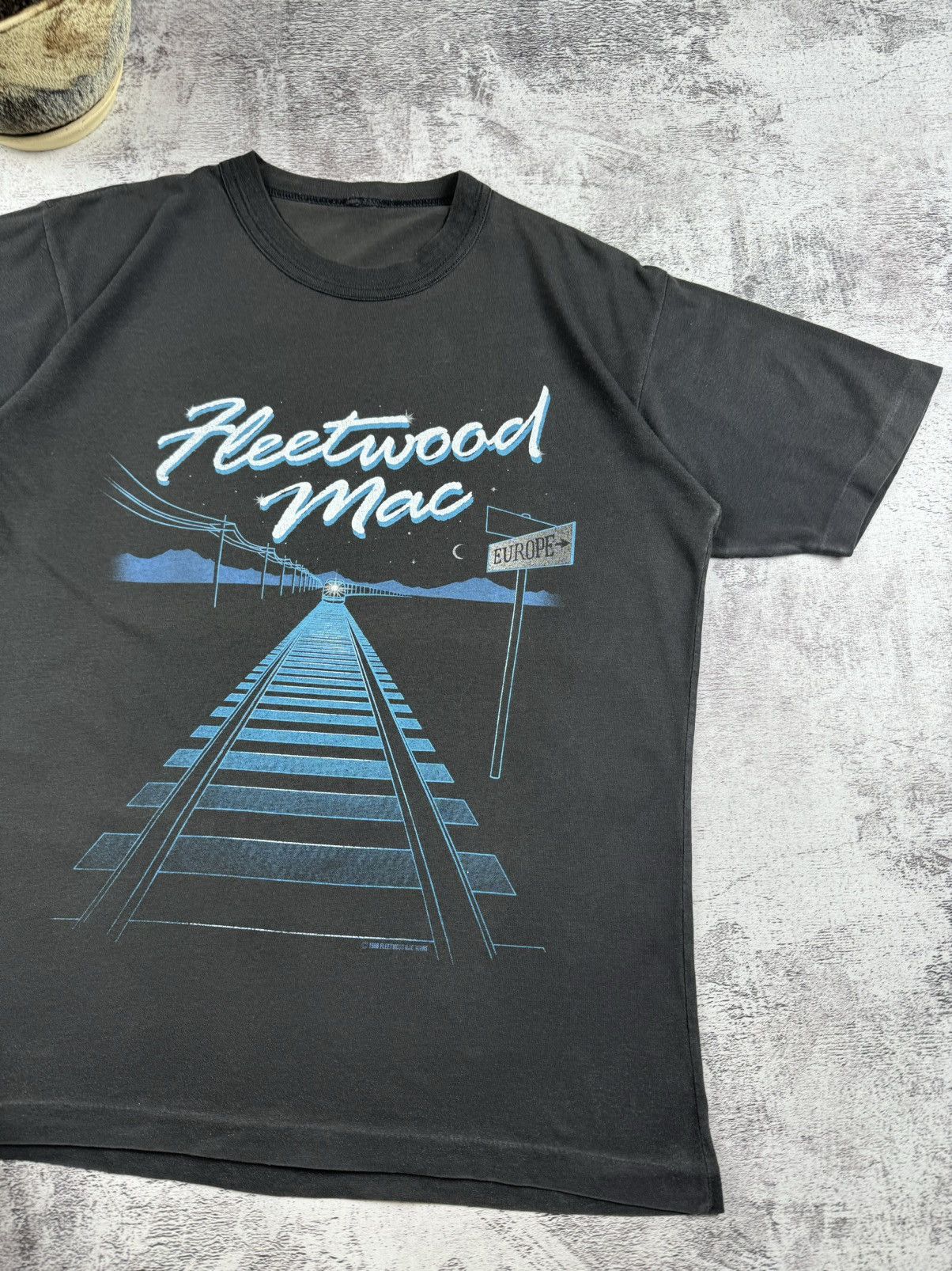 Band Tees Fleetwood Mac Europe 1988 The Mac Is Back Very Rare T Shirt Size US S / EU 44-46 / 1 - 6 Thumbnail