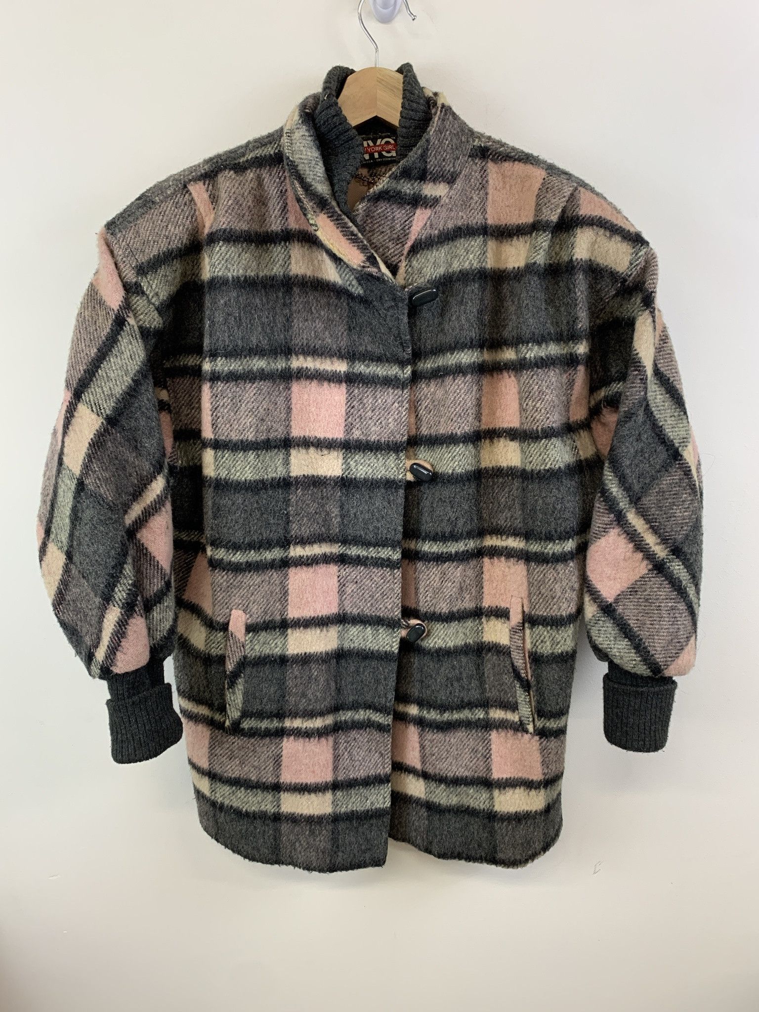 Flannel Vintage 1990s New York Girl Pink Fleece Wool Toggle Jacket Size M Size US M / EU 48-50 / 2 - 1 Thumbnail