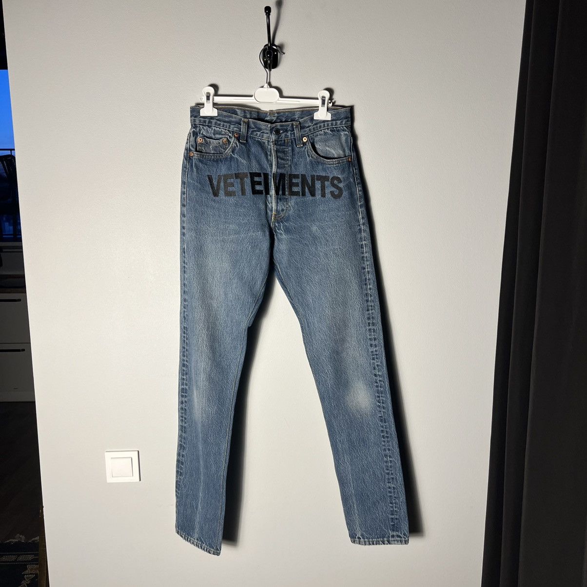 Levi's × Vetements Vetements x Levis Jeans Size 31" - 1 Thumbnail