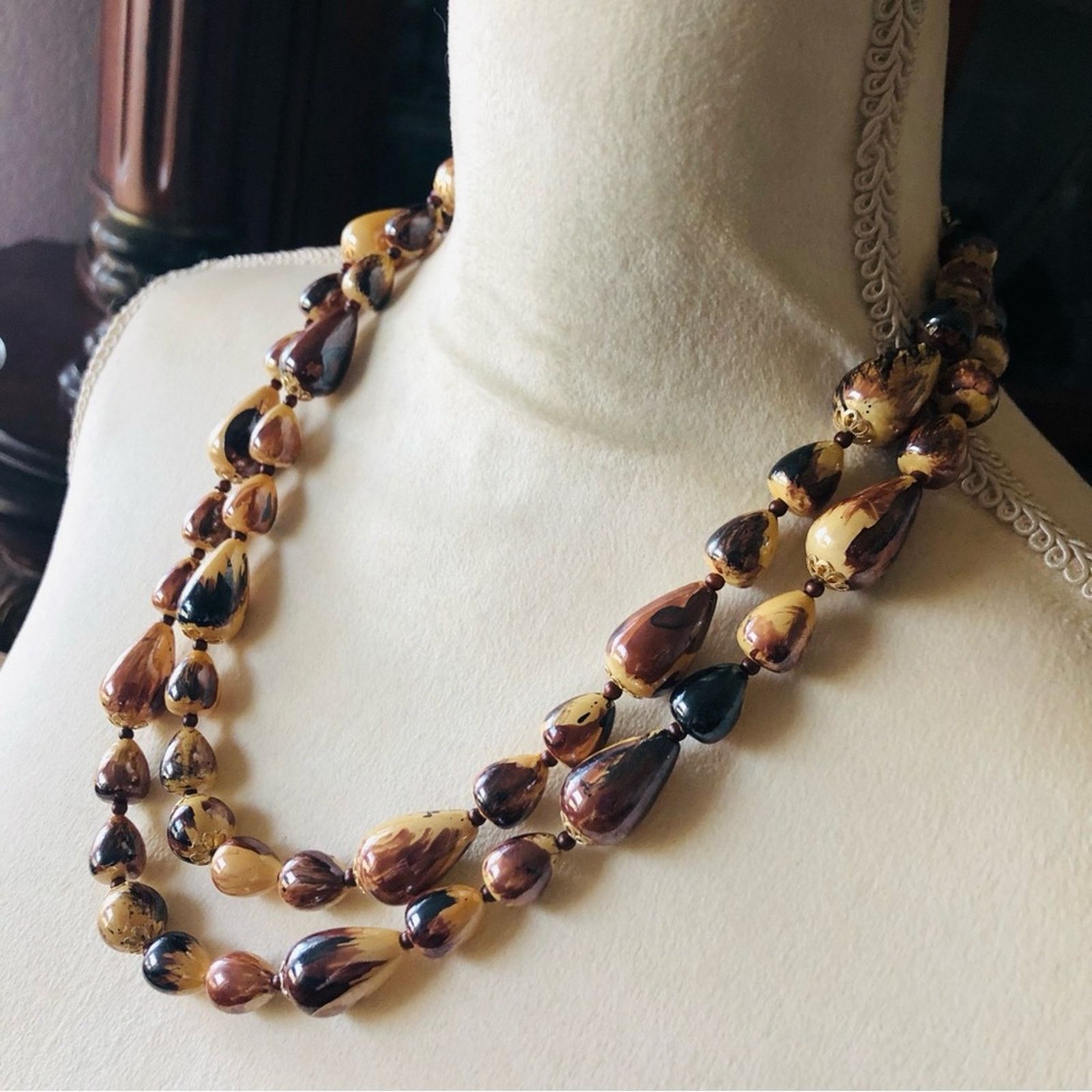 Vintage Vintage double strand layered marbled lucite beaded necklace Size ONE SIZE - 4 Thumbnail