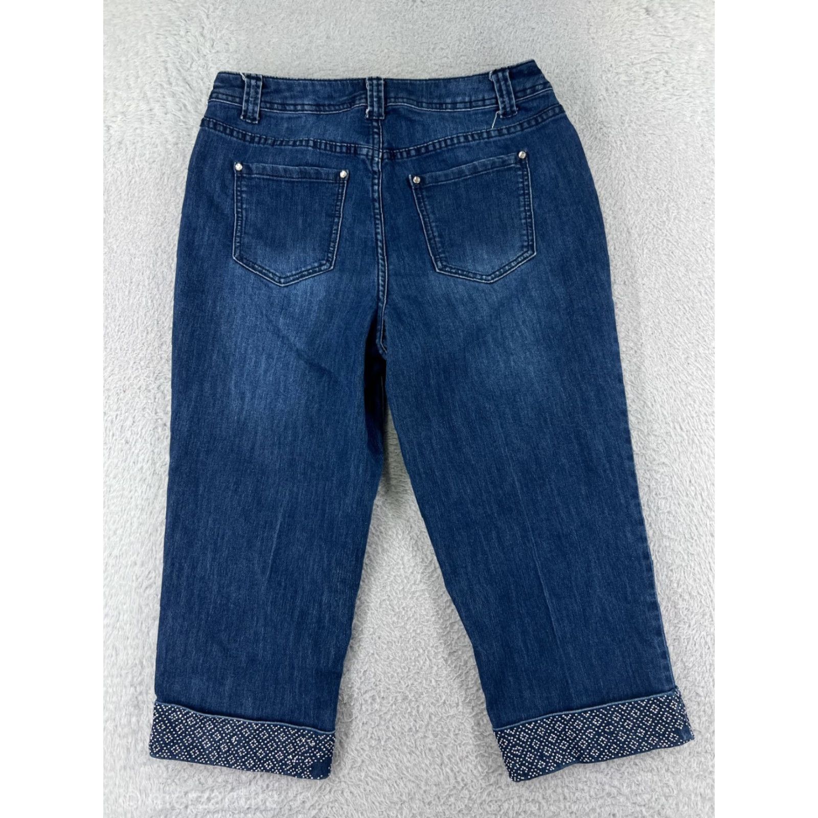 Vintage Christopher & Banks Jeans Women 6 Blue Capri Denim Cotton Bling 5-Pocket Rise Mid Inseam 19 Regular Stretch Size 28" / US 6 / IT 42 - 2 Thumbnail