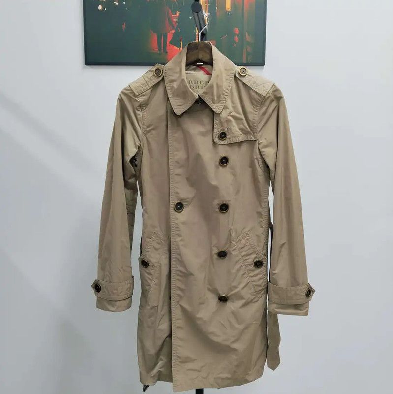 Burberry Burberry M Size Long Khaki Trench Coat Size M / US 6-8 / IT 42-44 - 1 Thumbnail