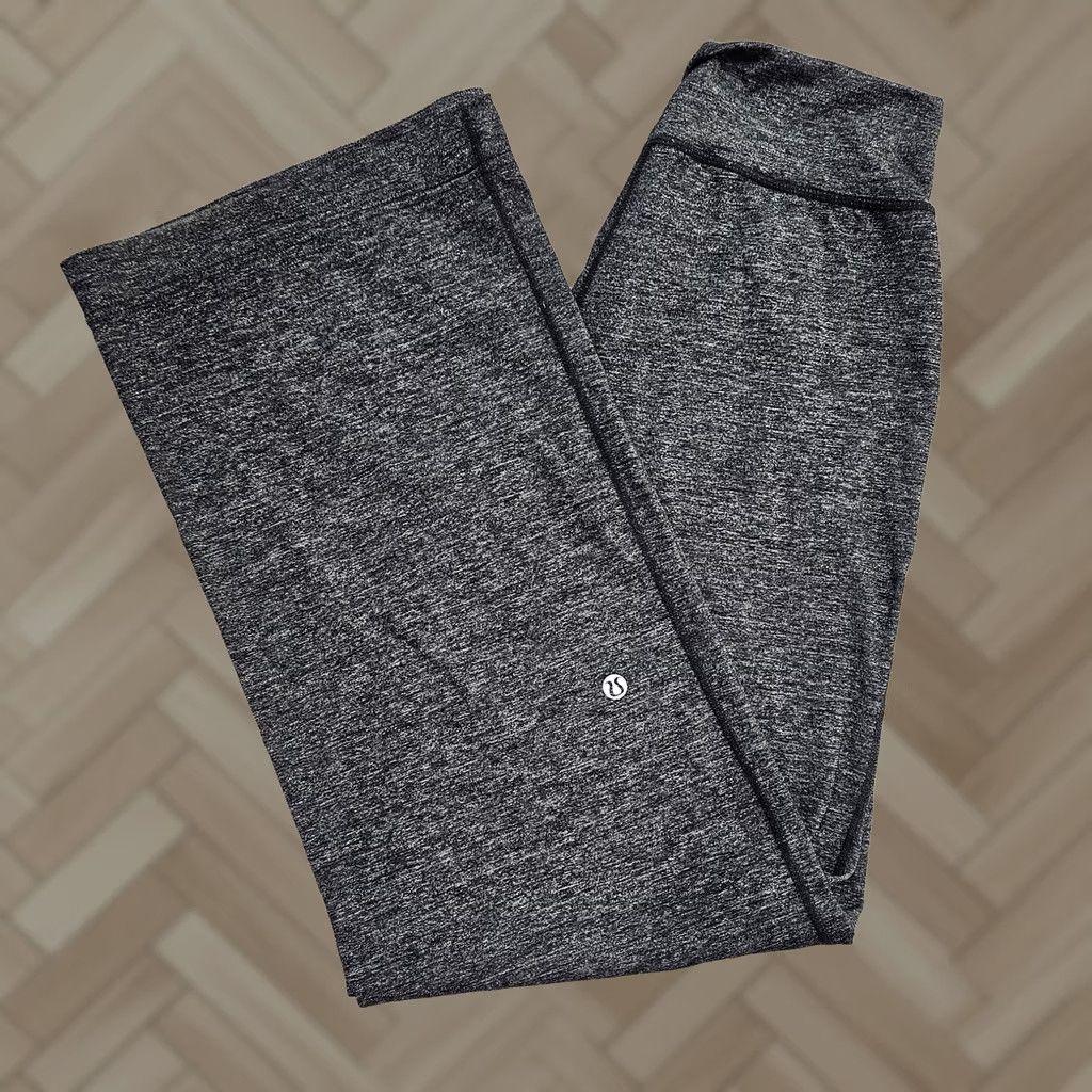 Lululemon Lululemon Sweatpants Womens Wide Leg Drawstring Pockets Yoga Lounge Gray Size 2 Size 26" / US 2 / IT 38 - 1 Thumbnail