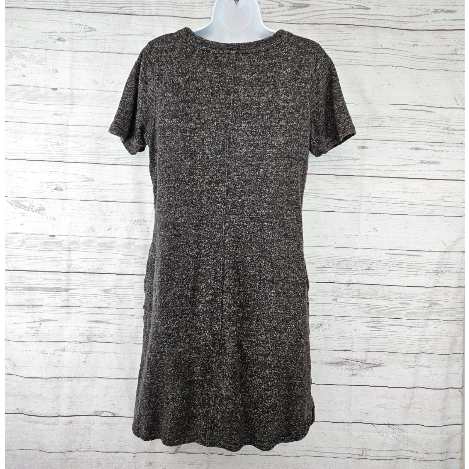 Vintage **Duluth Women's Short Sleeve Gray Pockets T-Shirt Dress Size Small** User: Duluth Women's Short Sleeve Gray Pockets T-Shirt Dress Size Small Size 28" / US 6 / IT 42 - 3 Thumbnail