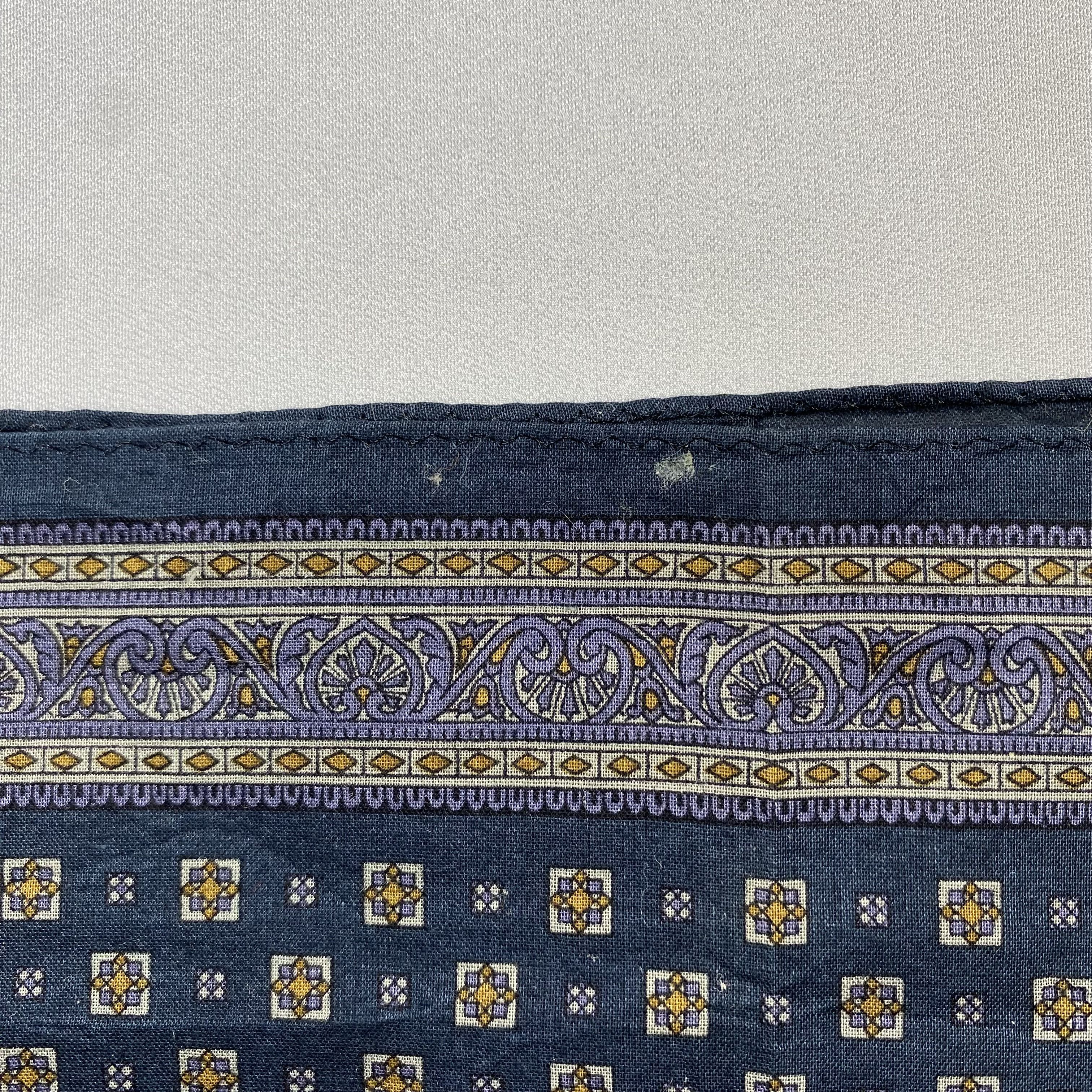 Vintage Yves Saint Laurent Handkerchief / Neckerchief / Bandana-P974 Size ONE SIZE - 6 Thumbnail