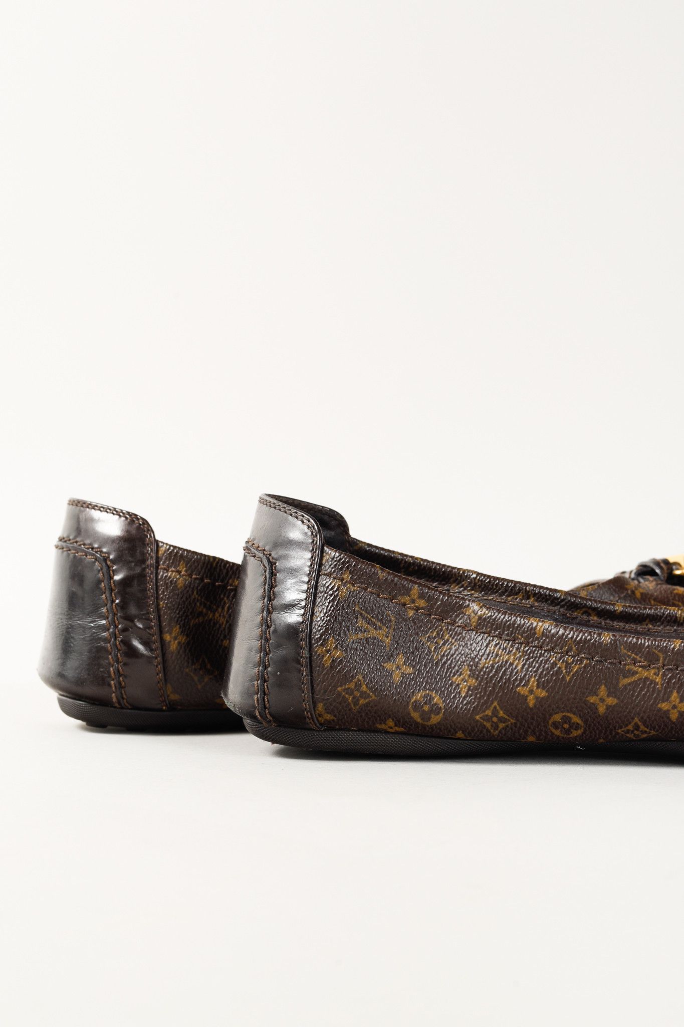 Louis Vuitton Louis Vuitton Lovely Golden-Cube Ballet Driving Flats Size US 8 / IT 38 - 9 Thumbnail