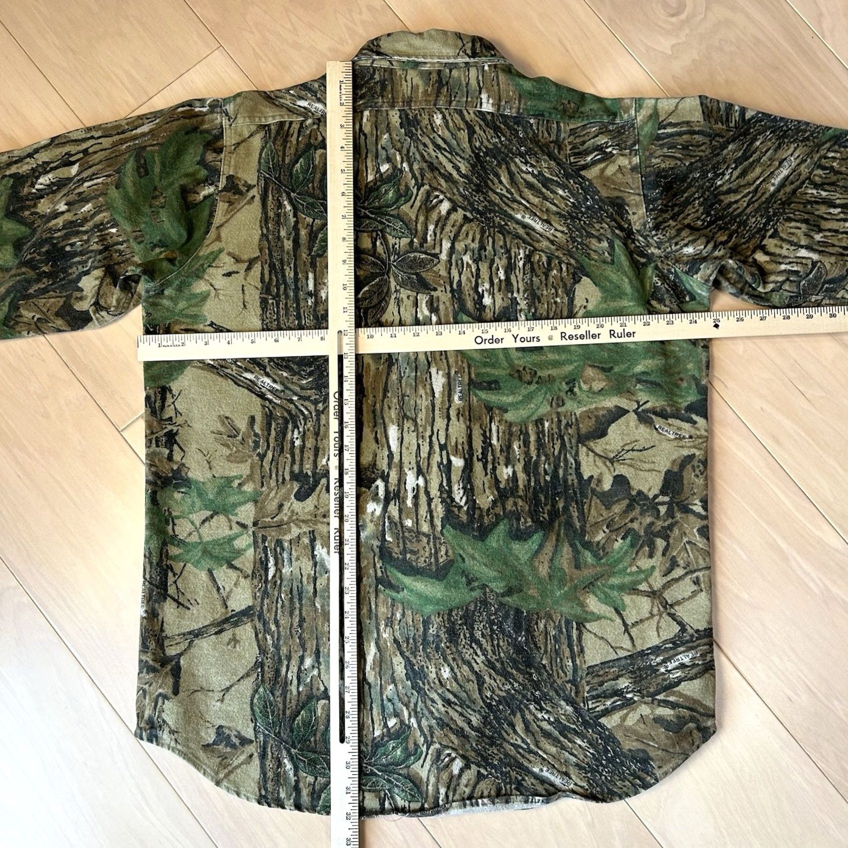 Vintage VINTAGE Woolrich Shirt USA Made Men's Large Tree Camo Button Up Casual Workwear Hunting Size US L / EU 52-54 / 3 - 4 Thumbnail