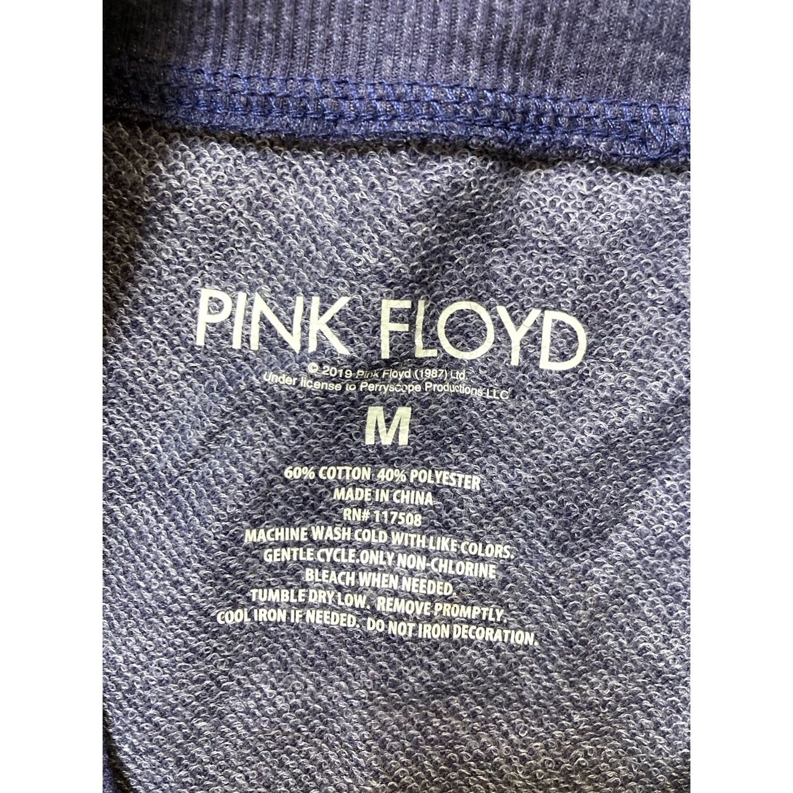 Vintage VINTAGE Pink Floyd Lightweight Crop Crewneck Sweatshirt Women Medium Blue Music Size M / US 6-8 / IT 42-44 - 4 Thumbnail