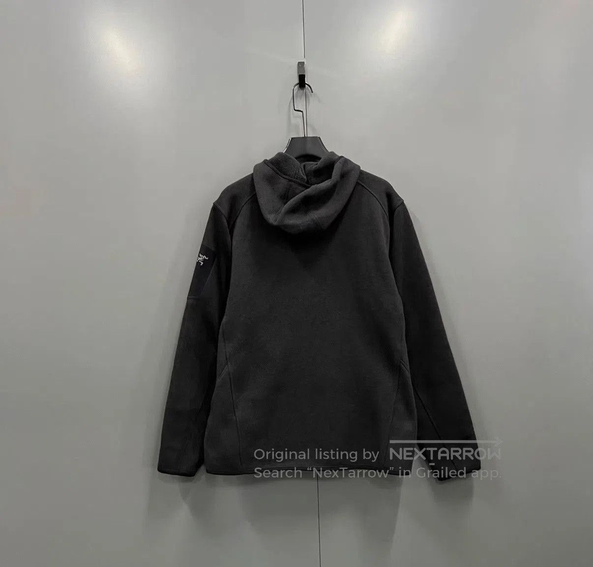 Arc'teryx Black Zip-Up Hoodie with Pockets, Size L. Size US L / EU 52-54 / 3 - 2 Thumbnail