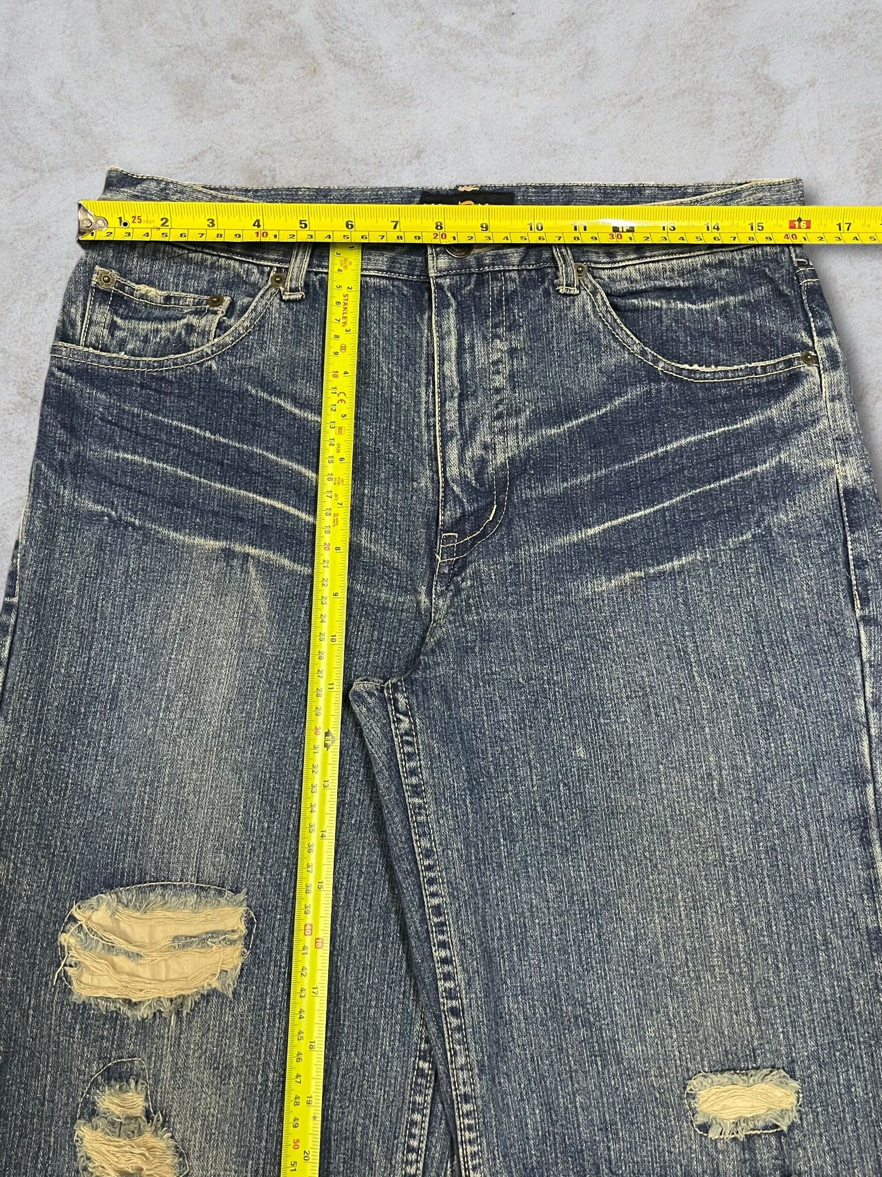 Japanese Brand Vintage Japanese Distressed Sand Washed Whiskering Jeans Size US 32 / EU 48 - 12 Thumbnail