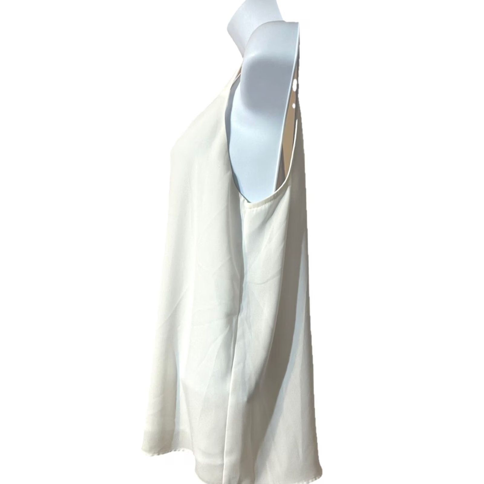 Forever 21 FOREVER 21 Shirt Womens S White Cami Top Women Small Scoop Neck Tank Sleeveless Light Size S / US 4 / IT 40 - 6 Thumbnail