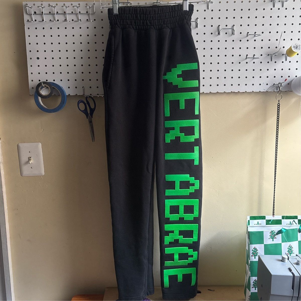 Vertabrae Vertebrae sweatpants Size US 32 / EU 48 - 3 Thumbnail