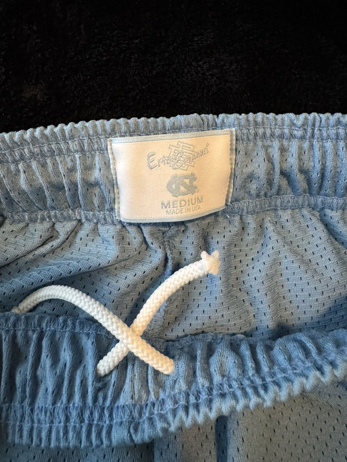 Eric Emanuel Eric Emanuel x North Carolina Mesh Shorts Size US 32 / EU 48 - 3 Thumbnail