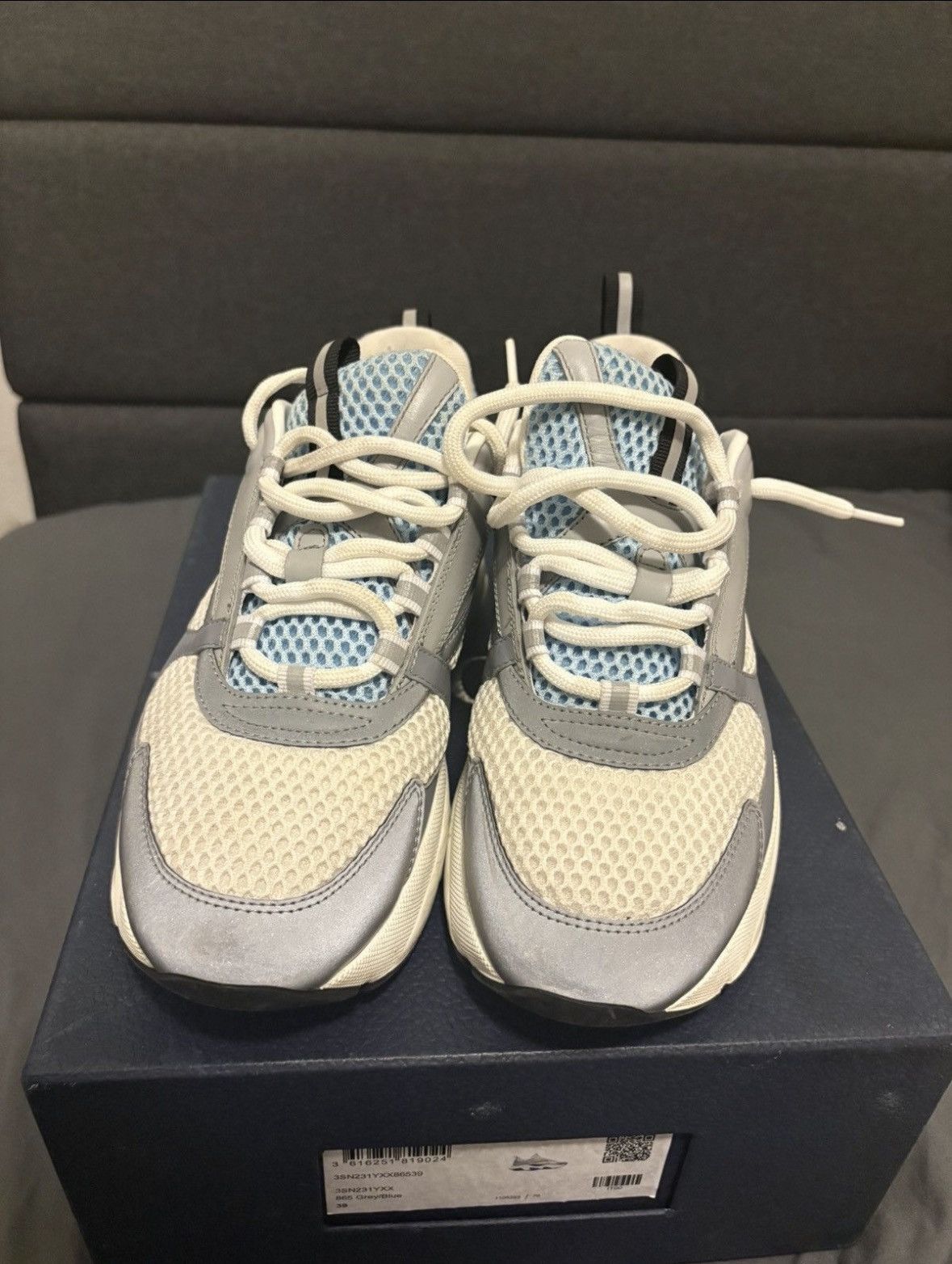 Dior Dior B22 ‘White Blue’ Size US 6.5 / EU 39-40 - 2 Thumbnail