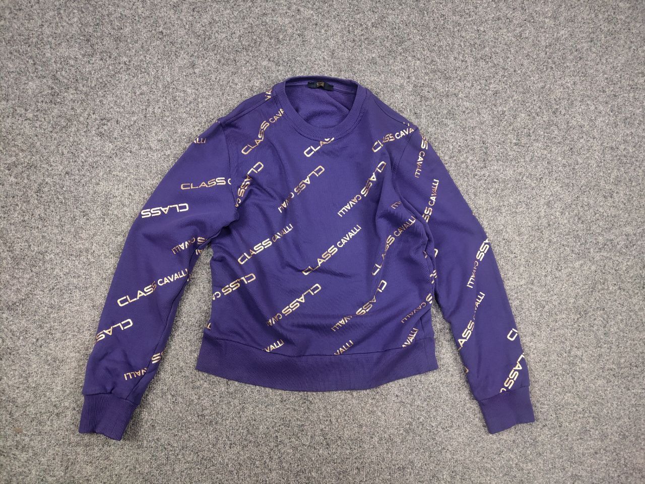 Roberto Cavalli Roberto Cavalli class Design Purple Monogram Logo Sweatshirt Size US S / EU 44-46 / 1 - 9 Thumbnail