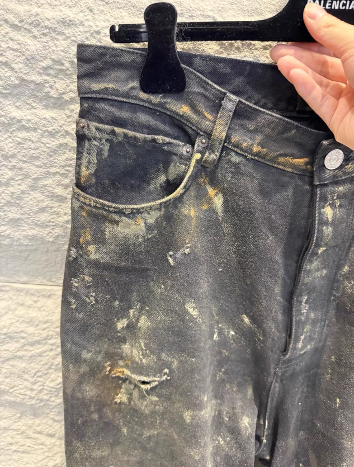 Balenciaga Balenciaga Runway Distressed Worn-In Jeans Size US 32 / EU 48 - 5 Thumbnail