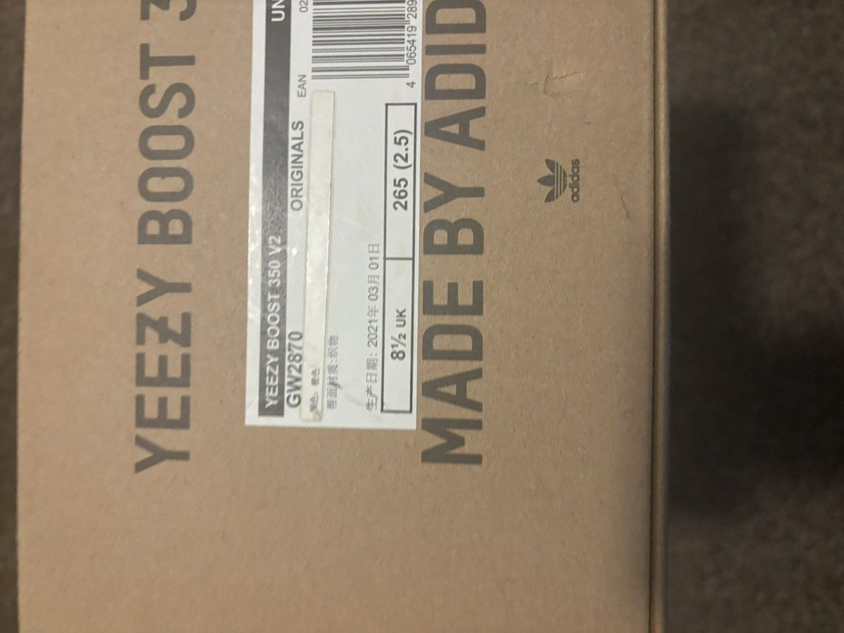 Yeezy Yeezy 350 “Mono clay” Size US 8.5 / EU 41-42 - 2 Thumbnail