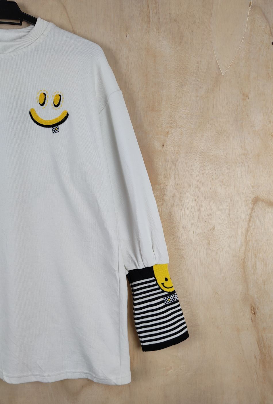 Japanese Brand Japan brand like kapital White big smile Sweatshirts #S2517 Size US L / EU 52-54 / 3 - 7 Thumbnail