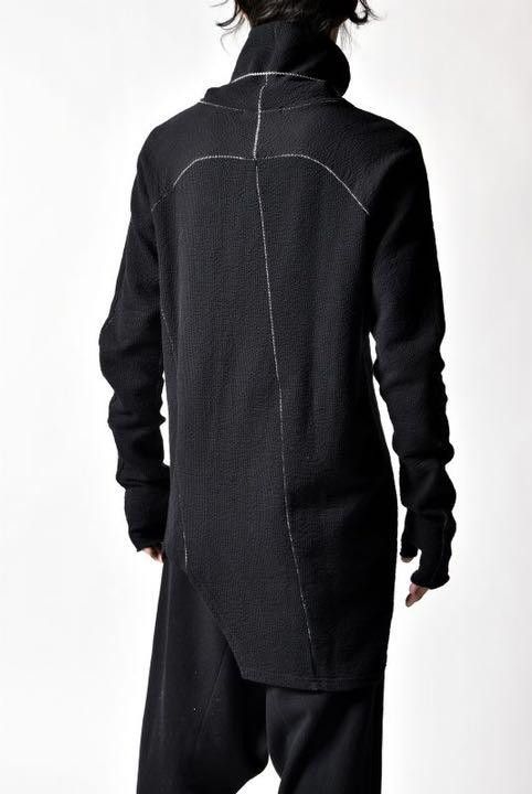 The Viridi-anne Assymetric Scar Stitch Turtleneck - WHITE JP 3 Size US L / EU 52-54 / 3 - 6 Thumbnail