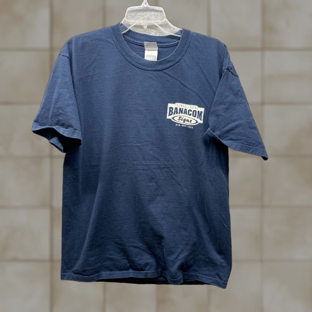 Gildan VINTAGE Gildan Shirt Mens T-Shirt 90s Blue Cotton Short Sleeve Crew Neck Large 90s Mens Cotton Tee Blue Gildan Shirt Size US L / EU 52-54 / 3 - 1 Thumbnail