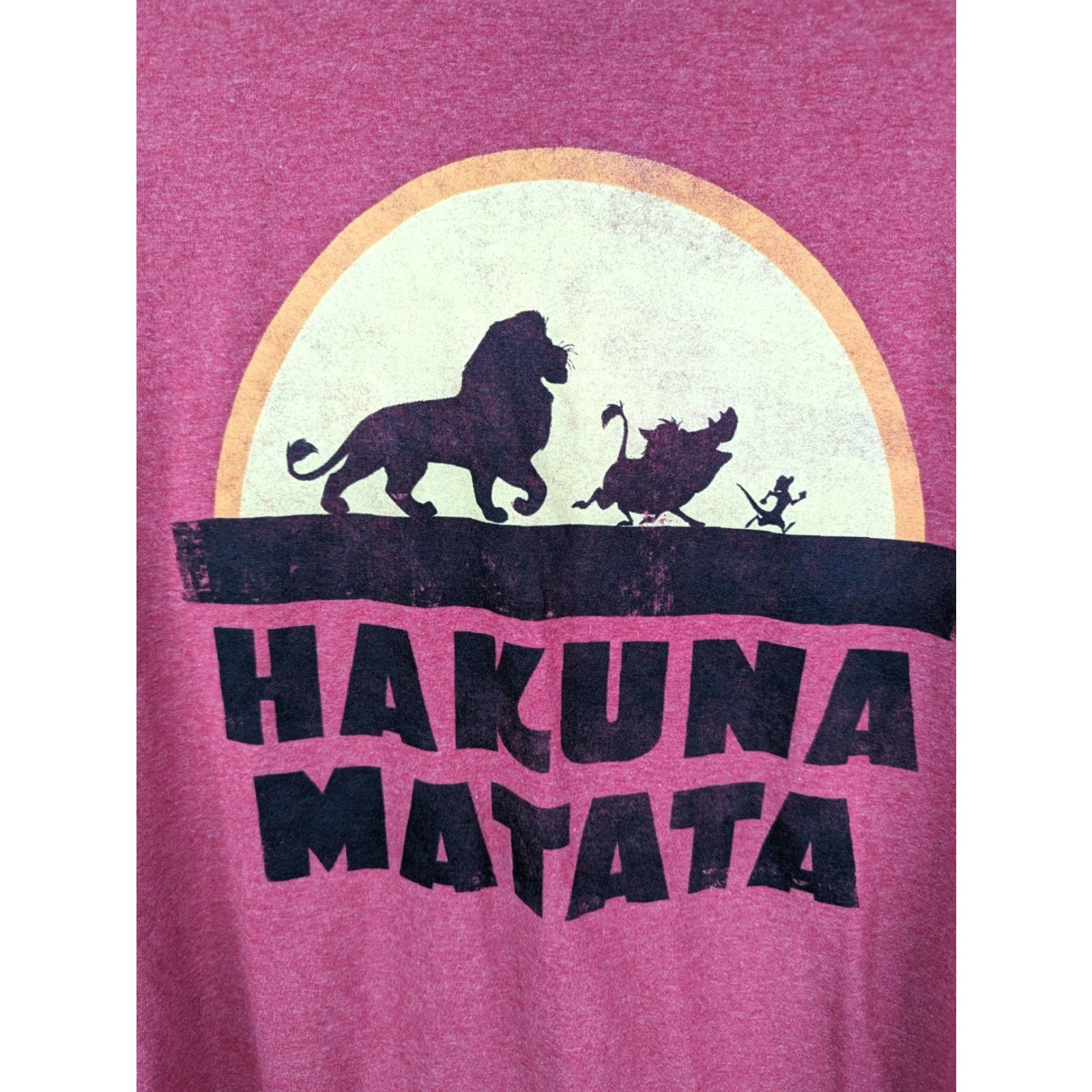 Disney Disney Lion King Hakuna Matata Short Sleeve T-Shirt Men Large Red Disney Lion King T-Shirt Mens Large Red Hakuna Matata Size US L / EU 52-54 / 3 - 2 Thumbnail