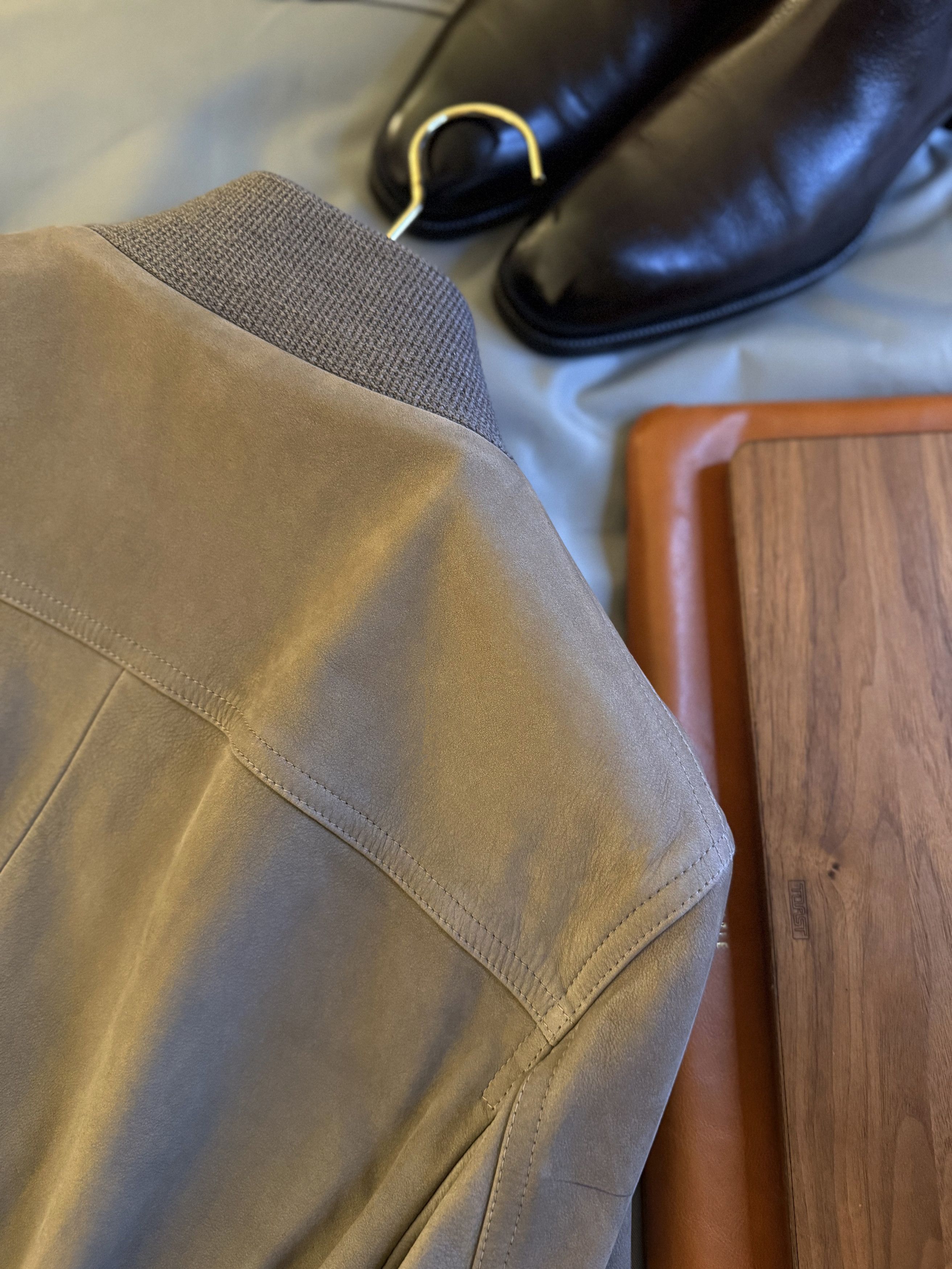 Alfred Dunhill Best Dressed Extremely Rare $7500 DUNHILL Taupe Calf Jacket Size US M / EU 48-50 / 2 - 16 Thumbnail