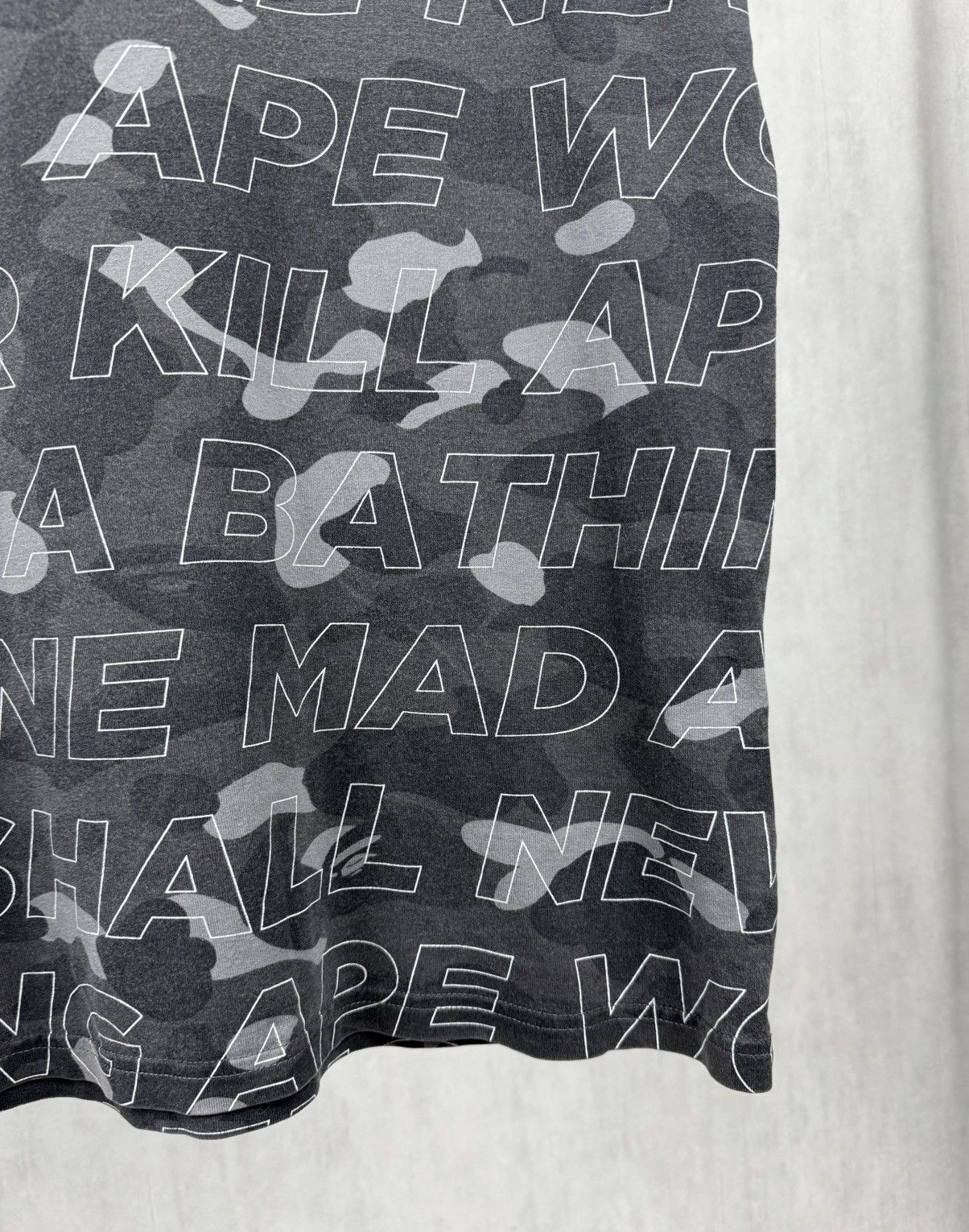 Bape A Bathing Ape Bape Men’s Multi Logo T-Shirt Size M Size US M / EU 48-50 / 2 - 4 Thumbnail
