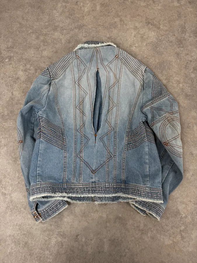 Roberto Cavalli FW2002 Roberto Cavalli Geometrical Blue Denim Jacket Size US S / EU 44-46 / 1 - 4 Thumbnail